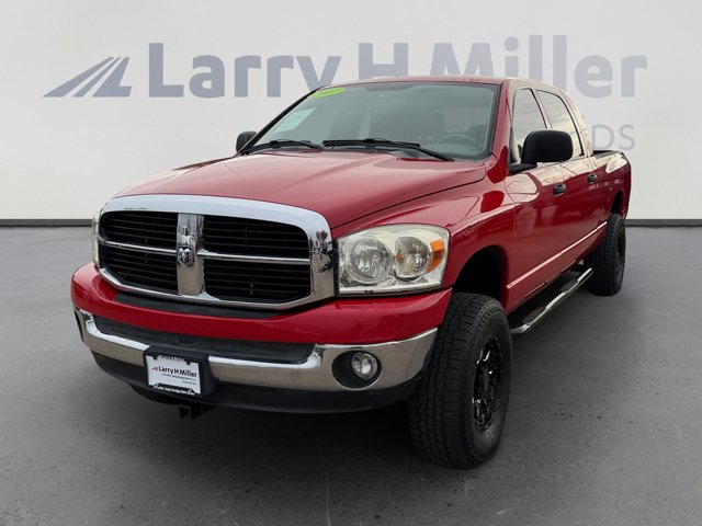 2007 Dodge Ram 1500 SLT 4WD! MEGA CAB!!