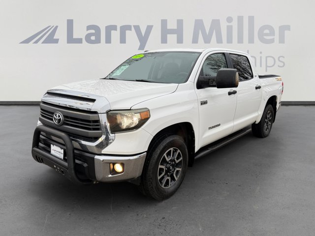 2014 Toyota Tundra 4WD Truck SR5 CREW MAX!