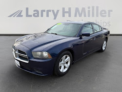 2013 Dodge Charger SE! LOW MILES!