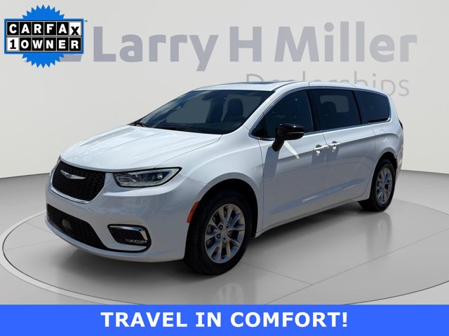 2026 Chrysler Pacifica CERTIFIED PRE-OWNED Limited