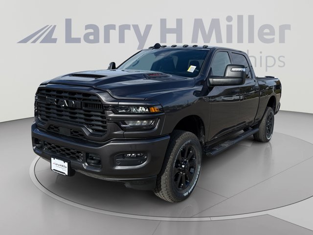 2027 RAM 2500 Black Express